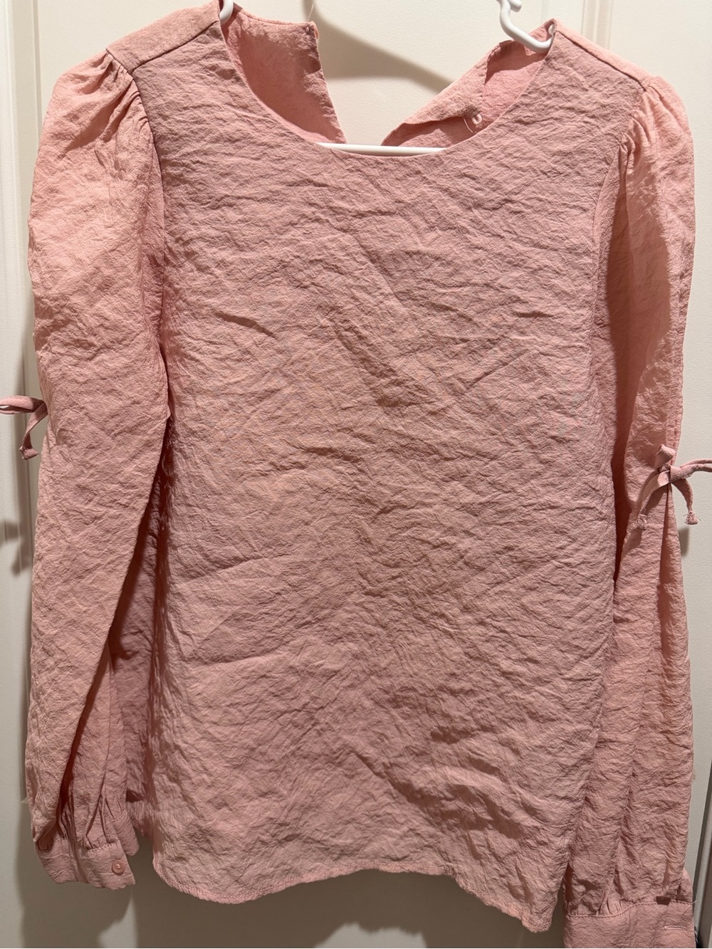 Women's Textured Tie-Sleeve Blouse in Blush Pink - Picture 2 of 8